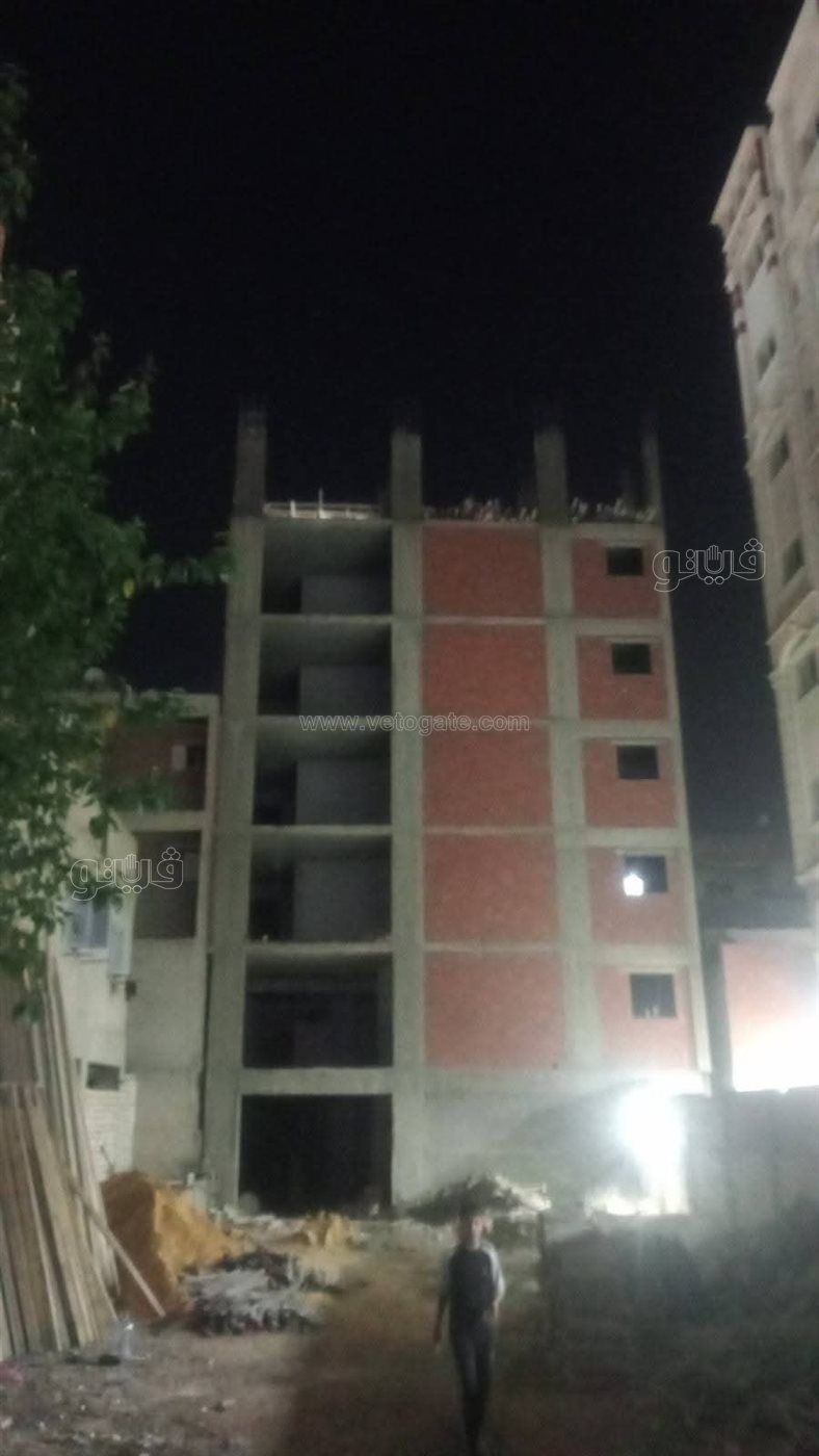 2355363626.jpg