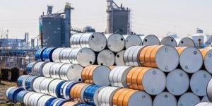 تراجع
      النفط
      مع
      التركيز
      على
      المخزونات
      الأمريكية
      وتوترات
      الشرق
      الأوسط