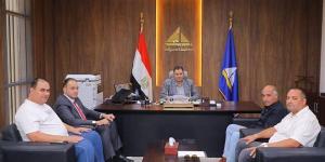 محافظ دمياط يوجه بتذليل العقبات أمام المستثمرين
