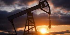 هبوط حاد لأسعار النفط وخام برنت ينخفض 3%