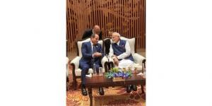 السيسي يؤكد لرئيس وزراء الهند ثوابت الموقف المصري بضرورة تسوية الأزمات بالوسائل السلمية