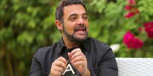 عمرو محمود ياسين يعلق على أحداث المنتخب: "فوضى كبيرة وإللي فات مات"