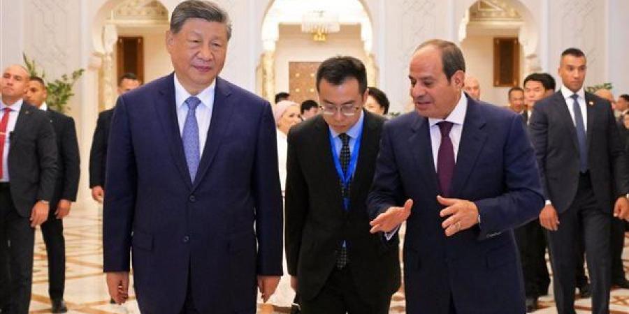 من السيارات الكهربائية إلى الذكاء الاصطناعي.. نتائج زيارة الرئيس الصيني للقاهرة.. التعاون في البنية التحتية والطاقة المتجددة.. توطين الصناعات وتحويل مصر إلى مركز إقليمي للصناعة والاقتصاد الرقمي