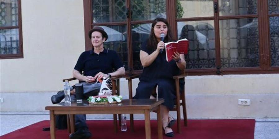 دينيس أوهير: المسرح مساحة للحوار وتبادل الأفكار بين الثقافات