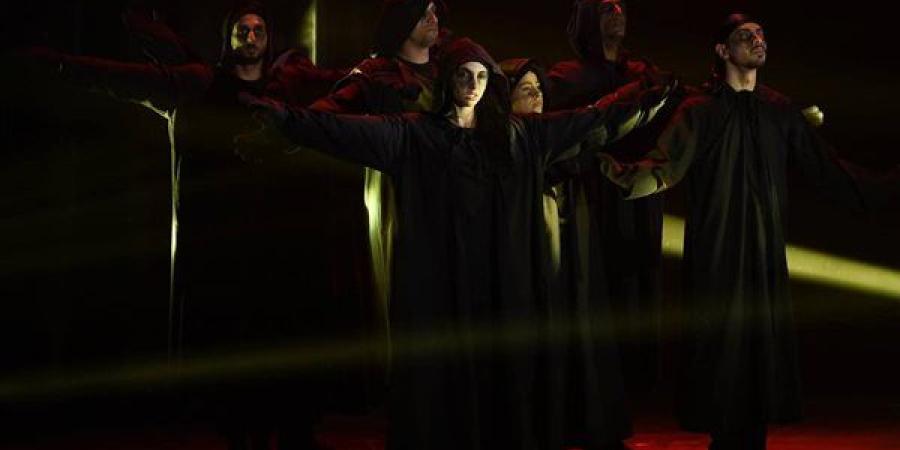 "غياهب الروح" يغوص في أعماق النفس البشرية بمهرجان القاهرة للمسرح التجريبي (صور)
