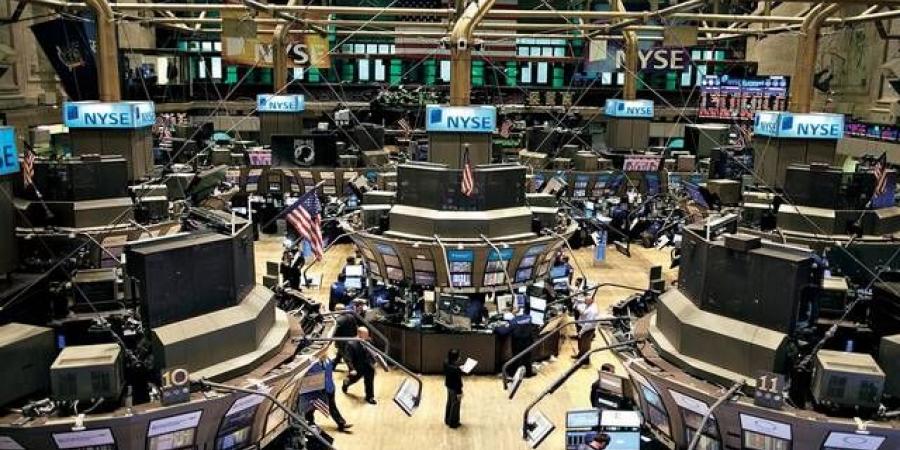 ارتفاع الأسهم الأمريكية مع تراجع النفط وتعزز توقعات رفع الفائدة