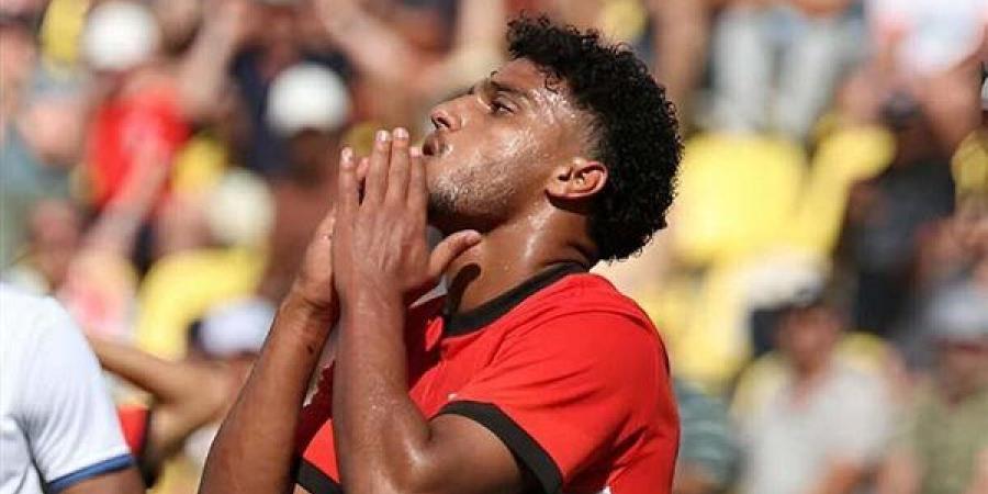 بعد استدعائه بديلًا لمحمد صلاح، أسامة فيصل مهدد بعدم الانضمام لمنتخب مصر لهذا السبب