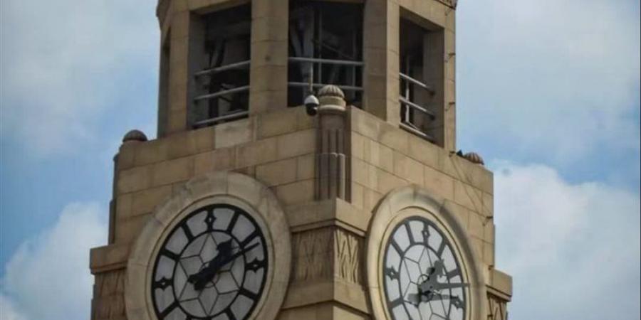 ترقية 1194 موظفًا بالجهاز الإداري لجامعة القاهرة