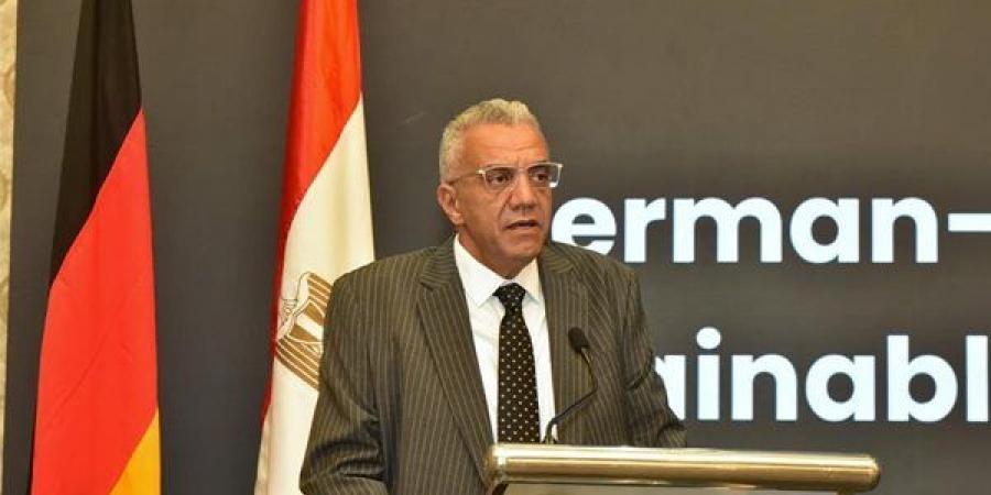 حسن جبري: تحديث تكنولوجيا الأسمنت وخفض تكاليف الطاقة يدعمان القدرة التنافسية للصناعة