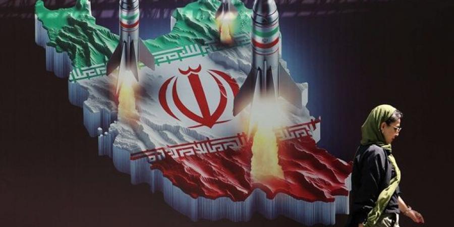 فورين أفيرز: كيف غيّرت إيران مفهوم الحرب…دروس من استخدام طهران للأسلحة الدقيقة الرخيصة