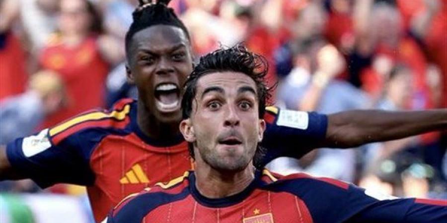 دوري الأمم الأوروبية، إنجلترا تتقدم على إسبانيا 2-1 في الشوط الأول