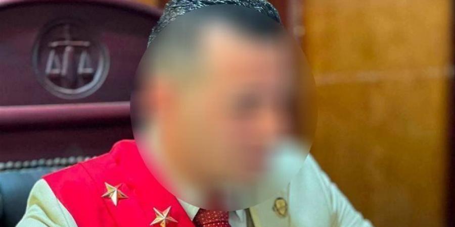 اليوم، الحكم على القاضي المزيف بتهمة النصب على سيدة والاستيلاء على 200 ألف جنيه